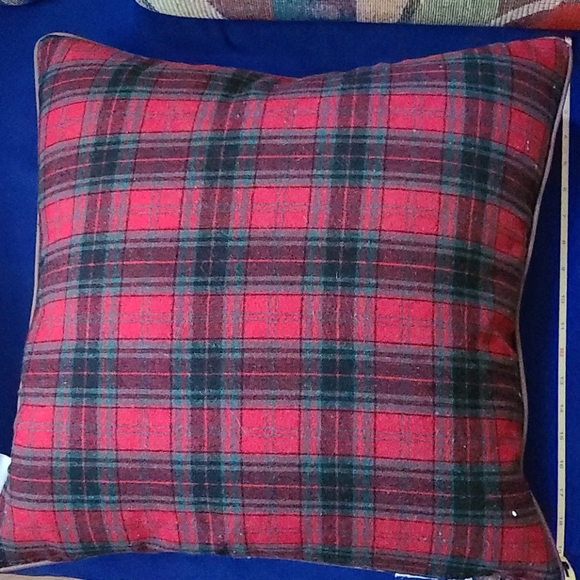 Christmas decorative pillow - Picture 2 of 3